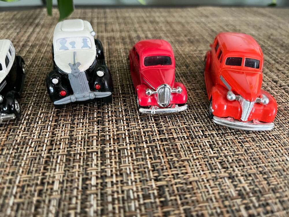 Lot of 6 Vintage Ertl Dick Tracy Disney Diecast Cars 1990